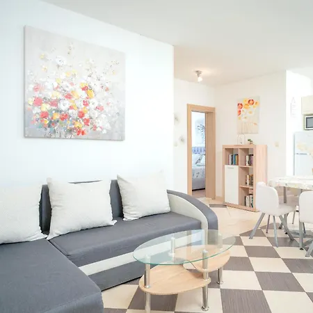 Edi - Zf Hvar Gasthuis Hvar Town