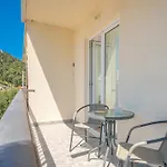 Edi - Zf Hvar 4*