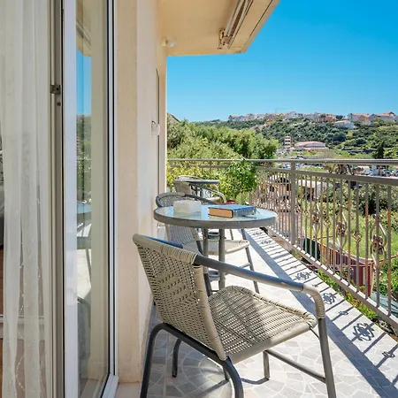 Edi - Zf Hvar Pensionat