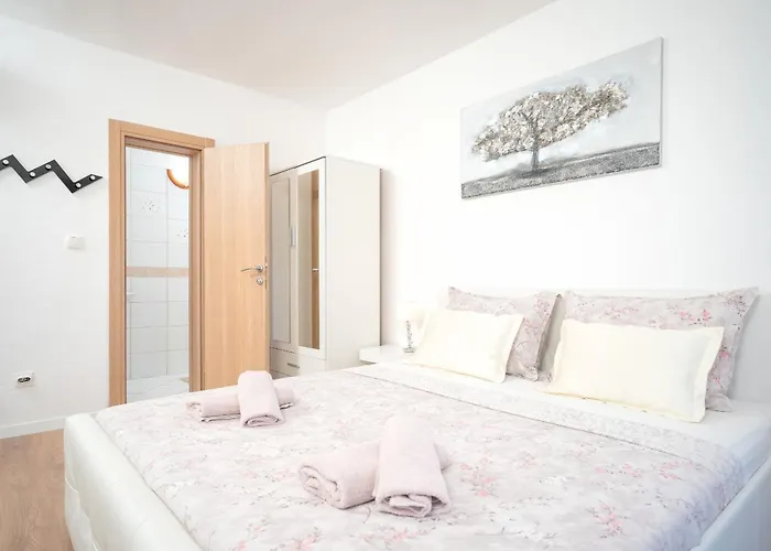 Pensionat Edi - Zf Hvar