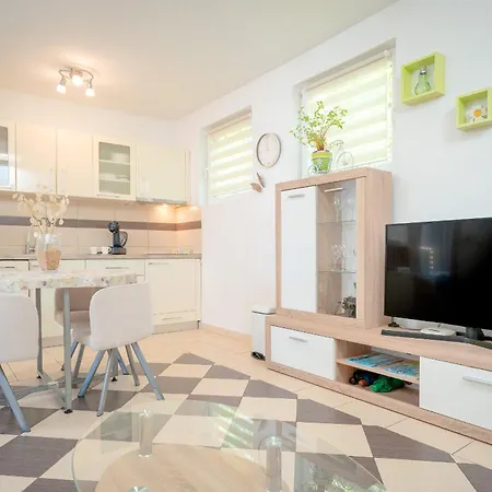 Edi - Zf Hvar Konukevi