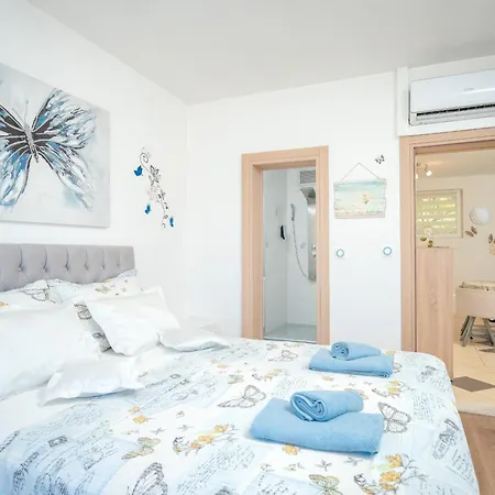 Edi - Zf Hvar Hvar Town