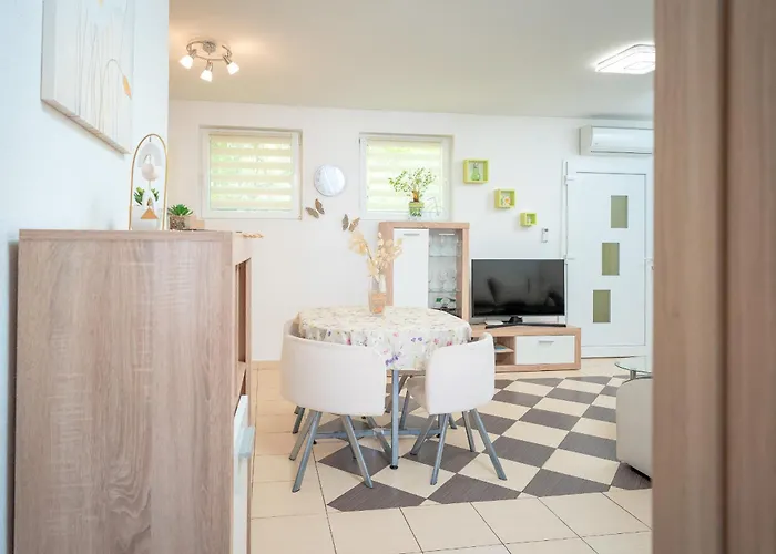 Edi - Zf Hvar 4* Хвар