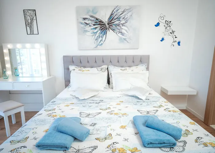 Edi - Zf Hvar Гостевой дом 4*